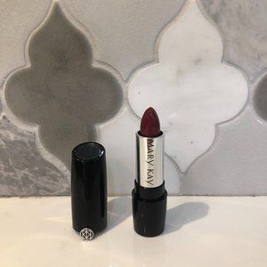 Mary Kay Gel SemiShine Lipstick Apple Berry